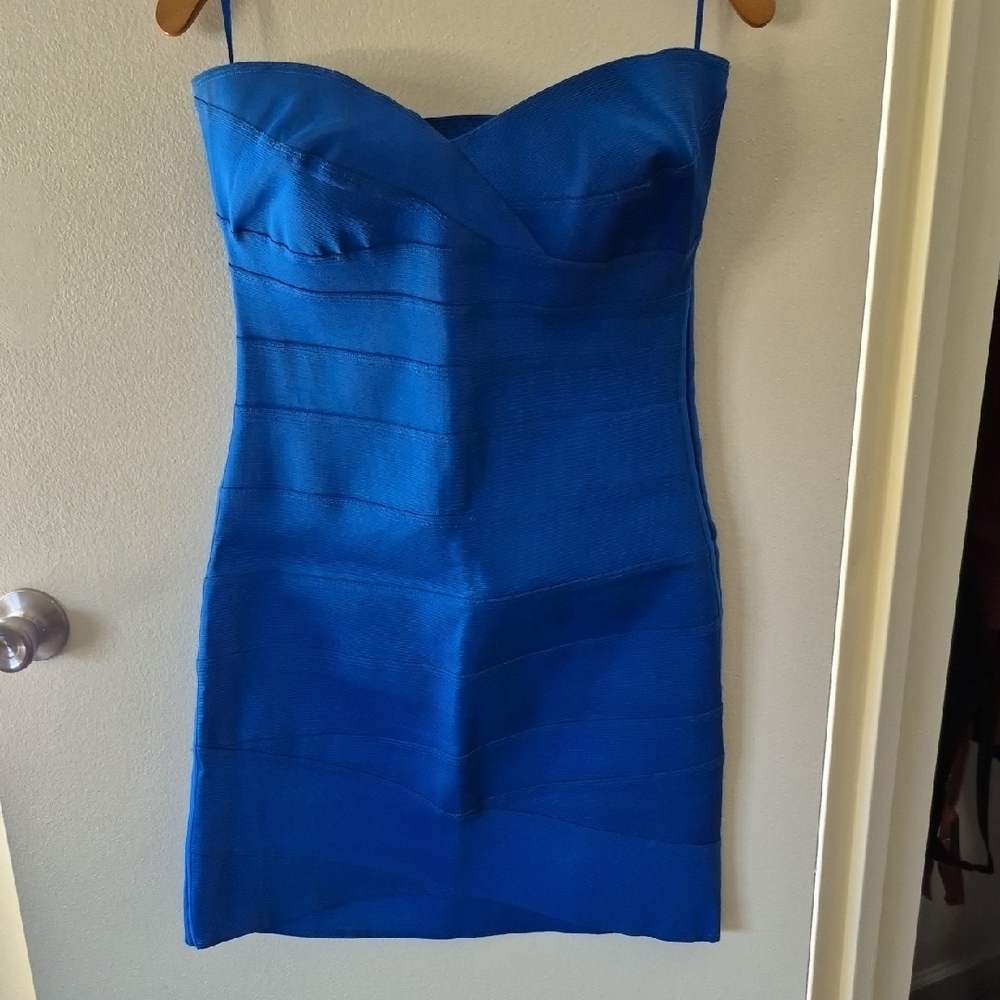BB Dakota Vibrant Blue Strapless Dress